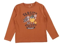 Name It baked clay/varsity top